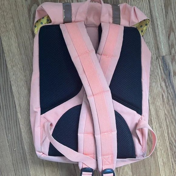 Used Herschel Backpack - Picture 3 of 3